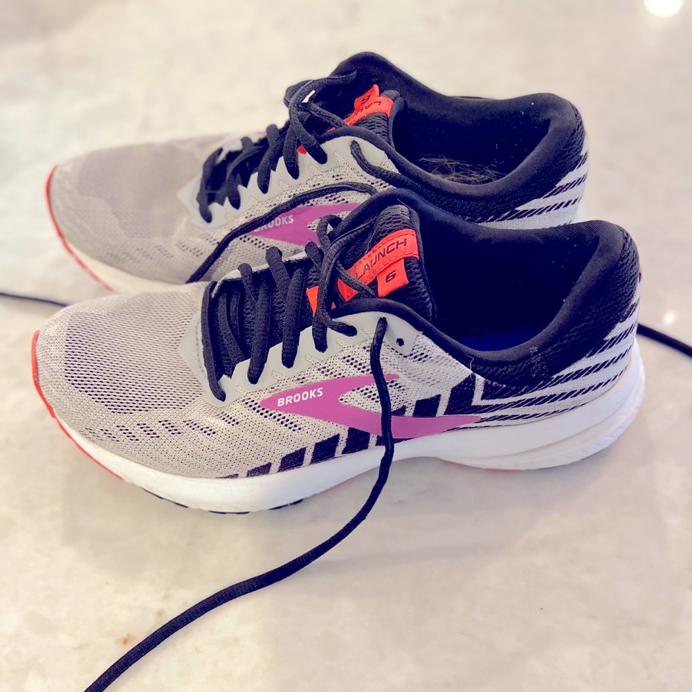 Brooks Launch 6 Running Shoe